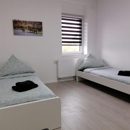 Estrella24 Living Rooms Singapur ヘルネ エクステリア 写真