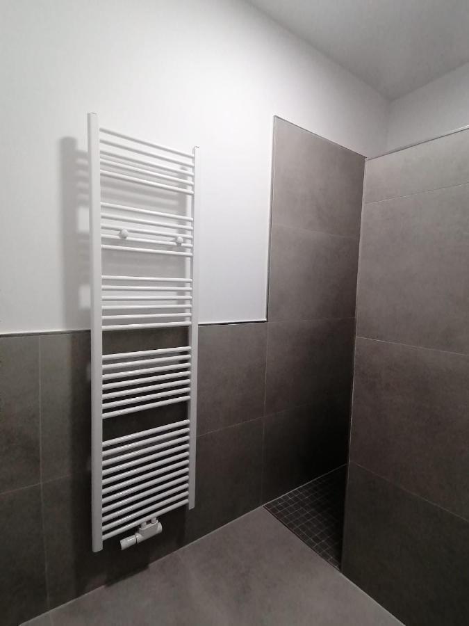 Estrella24 Living Rooms Singapur ヘルネ エクステリア 写真