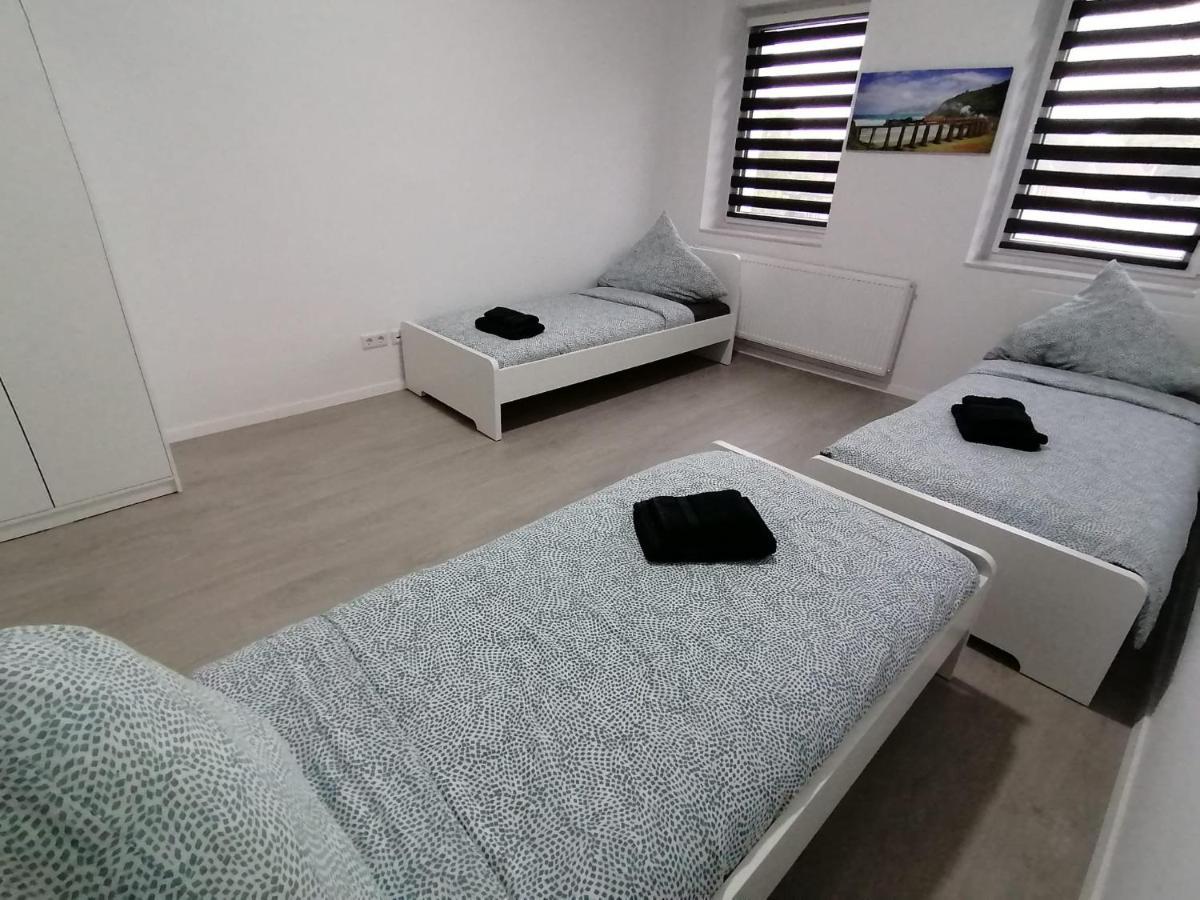 Estrella24 Living Rooms Singapur ヘルネ エクステリア 写真