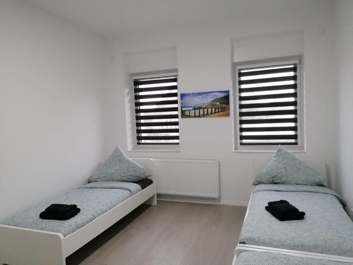 Estrella24 Living Rooms Singapur ヘルネ エクステリア 写真